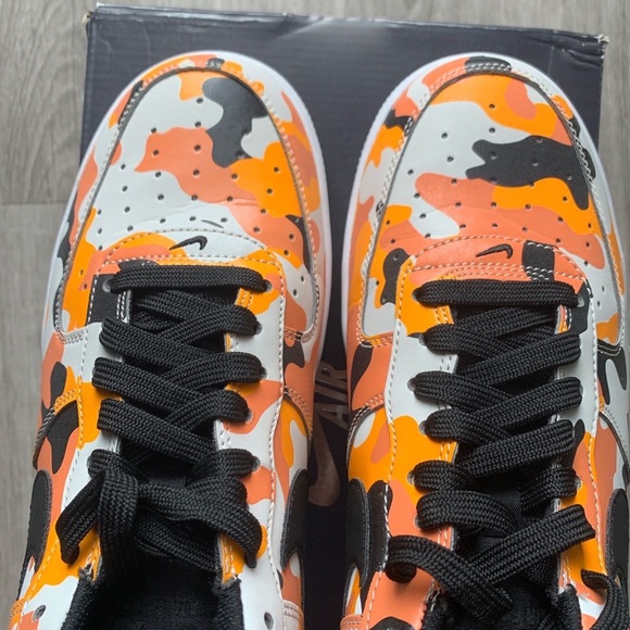 Nike Air Force 1 Orange Camo Size 8.5 Mens - Picture 3 of 4